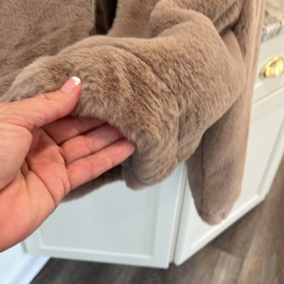 Cozy winter jacket - Picture 4 of 7